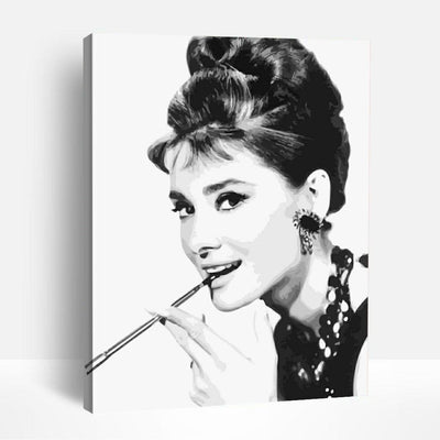 Audrey Hepburn in Black & White | Paint By Numbers