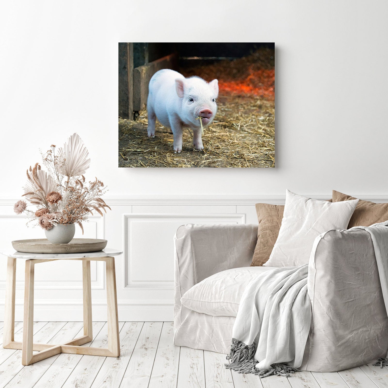 Pink piglet | Diamond Painting Displayed as Home Decor