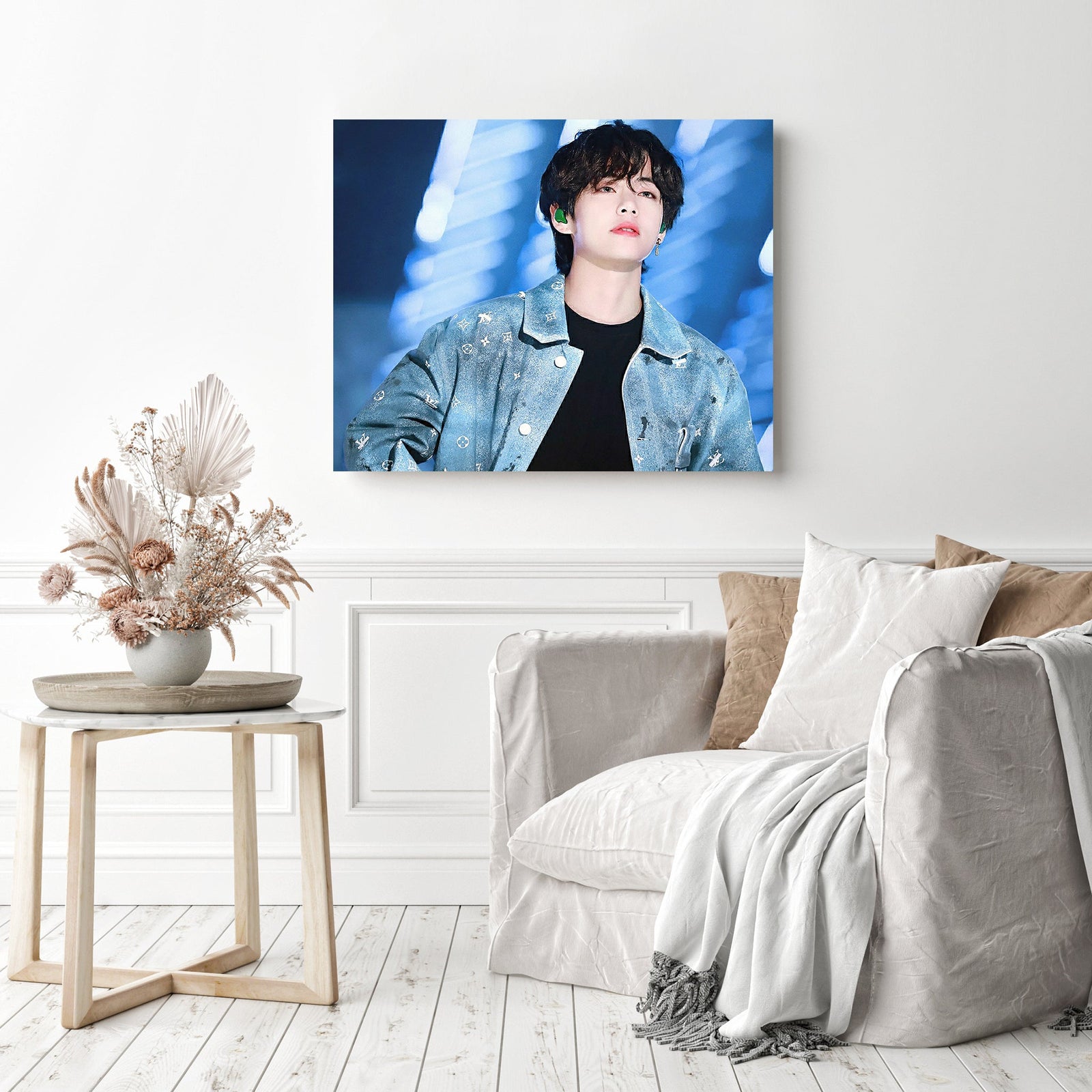 Kim Taehyung on Stage | Diamond Painting Displayed as Home Decor