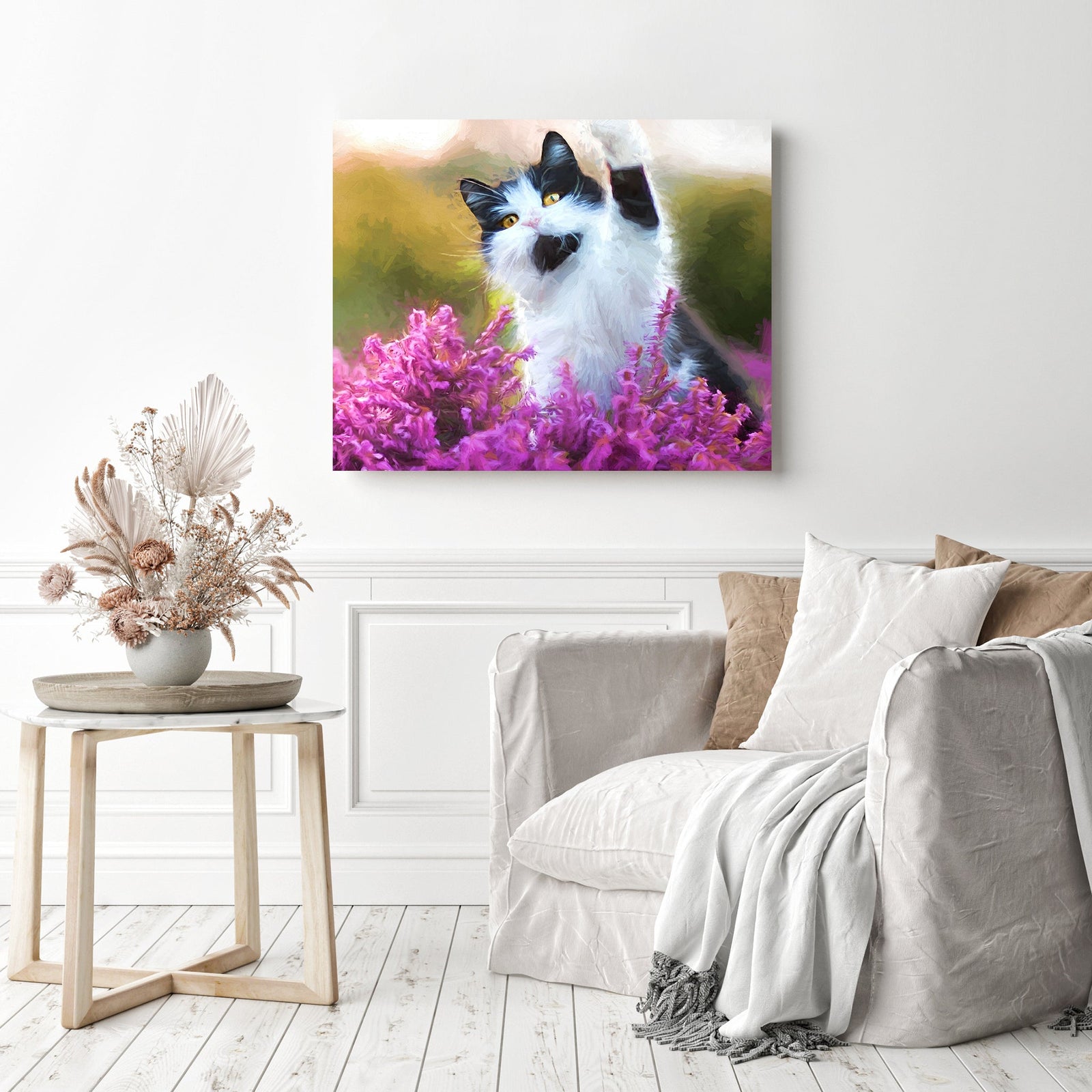 Black and White Cat | Diamond Painting Displayed as Home Decor