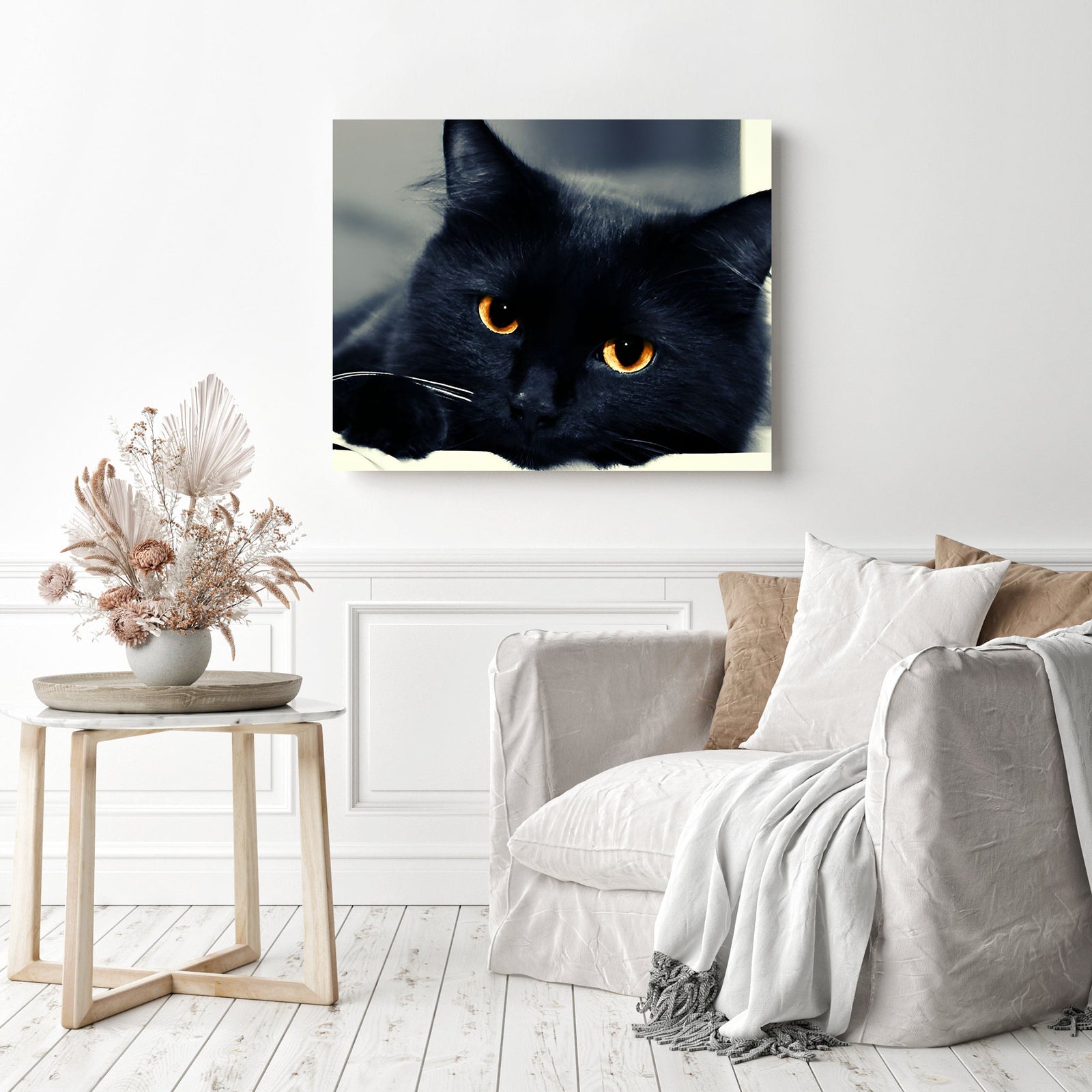 Black Cat | Diamond Painting Displayed as Home Decor