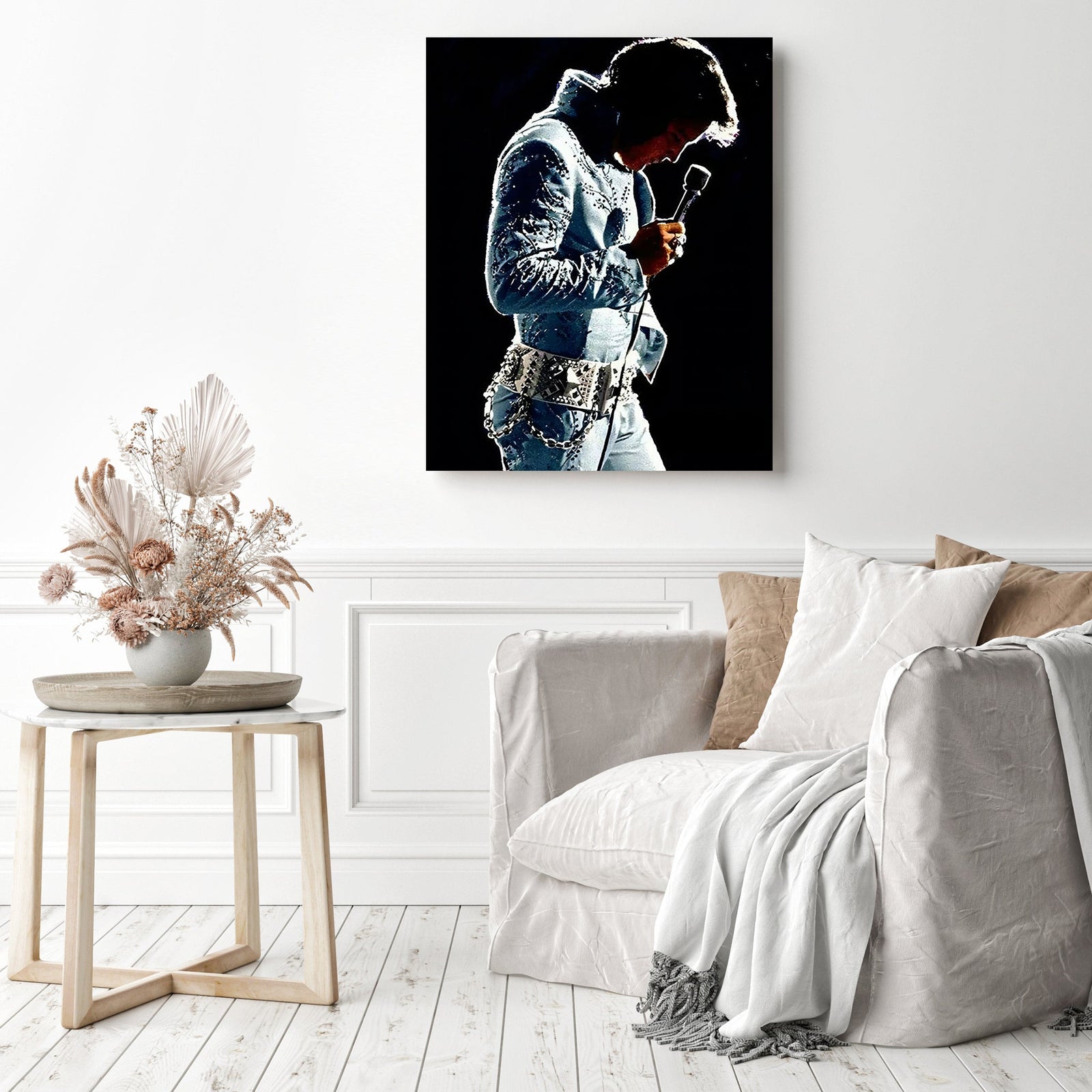 Elvis Presley The King | Diamond Painting Displayed as Home Decor