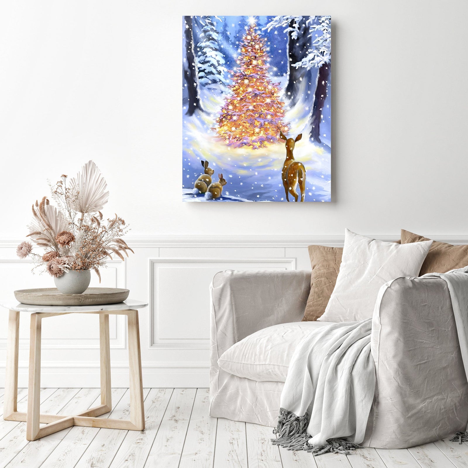 Christmas Tree with Forest Animals | Diamond Painting Displayed as Home Decor