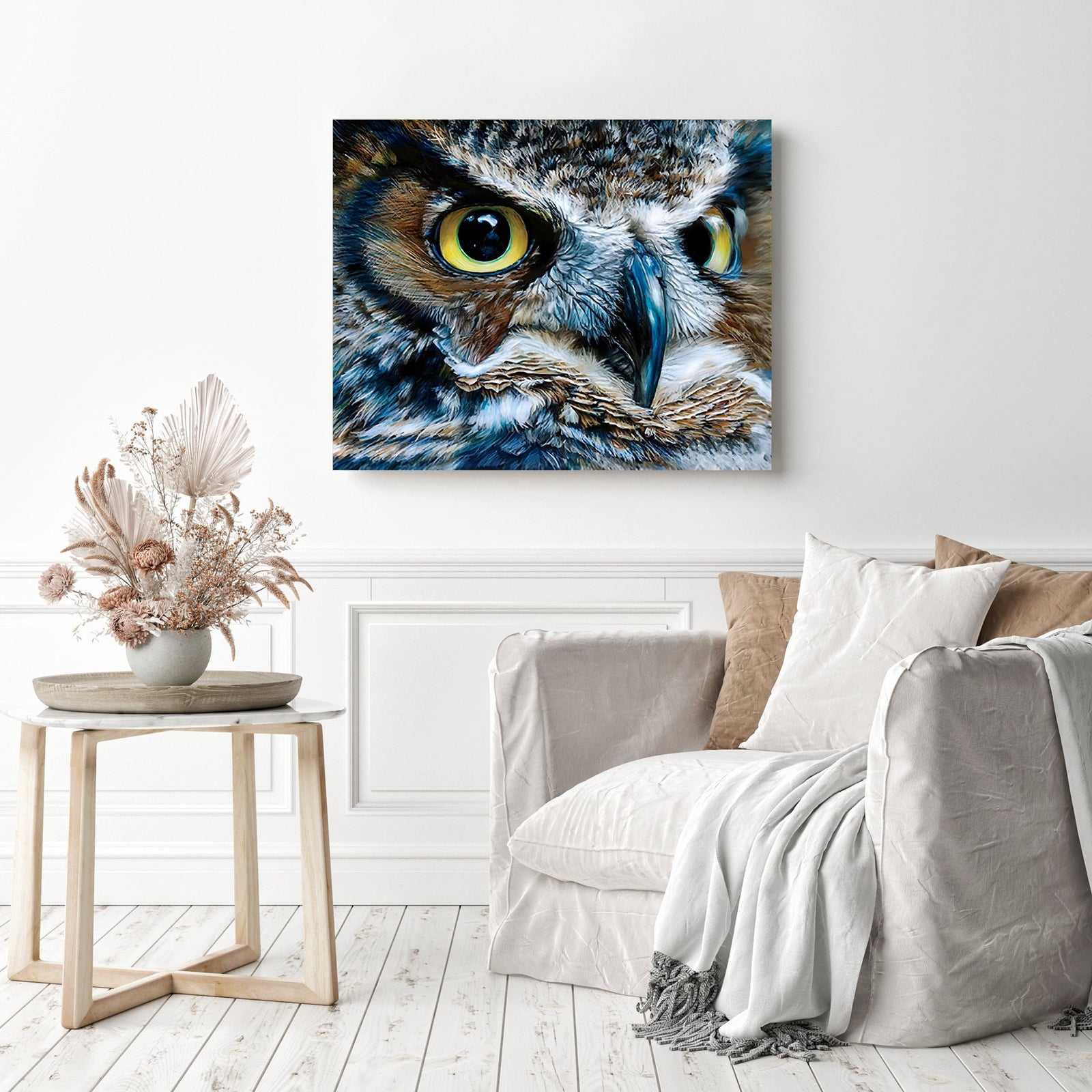 Owl's Stare | Diamond Painting Displayed as Home Decor