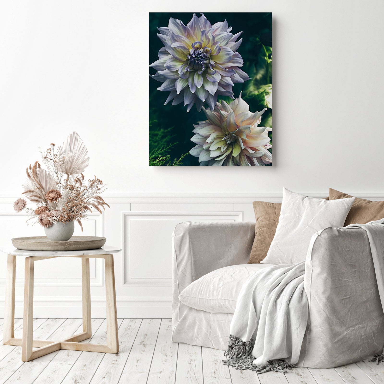 Dahlia Flowers | Diamond Painting Displayed as Home Decor