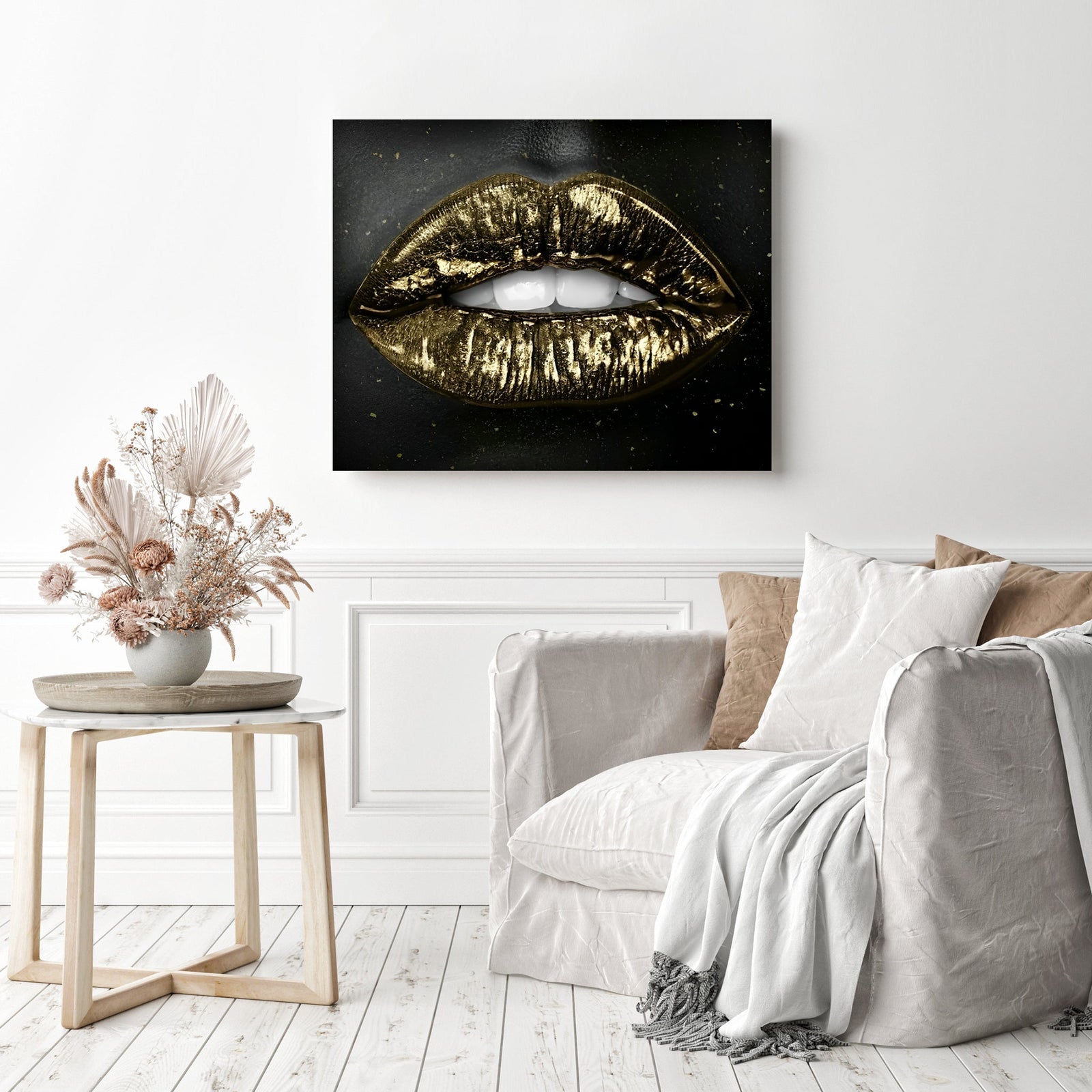 Luciuos Gold | Diamond Painting Displayed as Home Decor