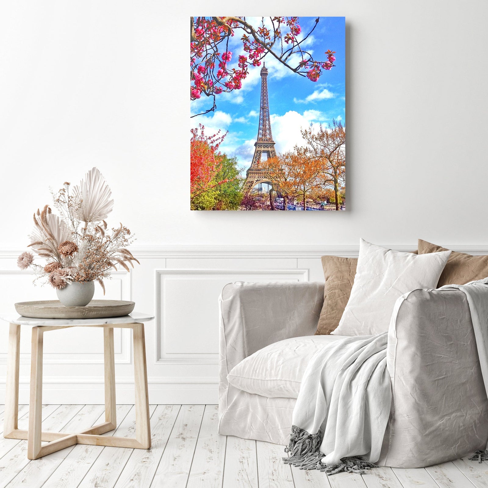 Autumn Eiffel Tower | Diamond Painting Displayed as Home Decor