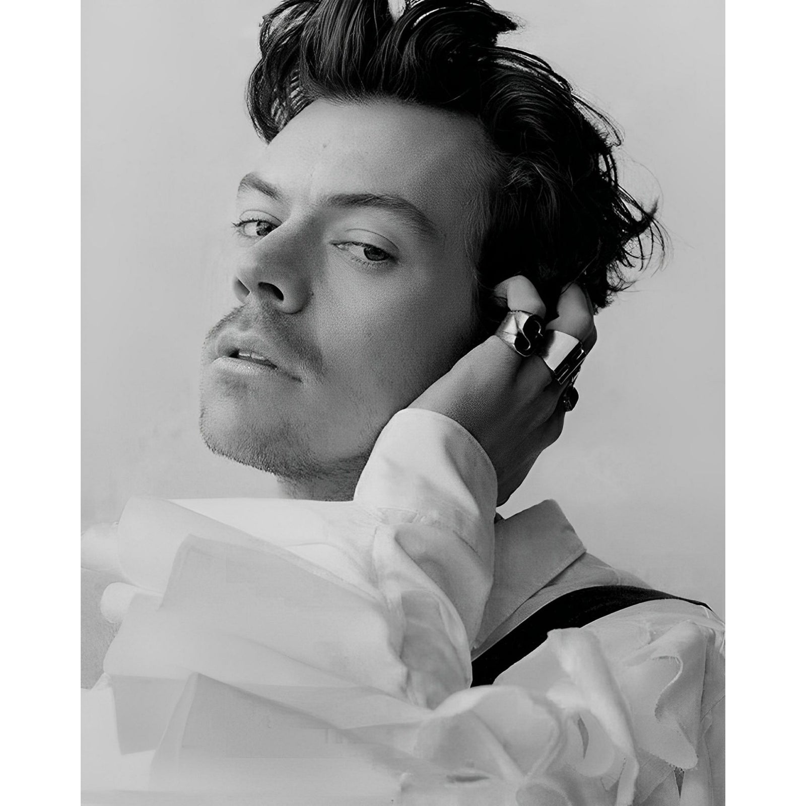 Harry Styles Guardian Weekend | Diamond Painting Design - Full Drill Diamond Art with 5d Square or Round Diamonds - AB Drills Available